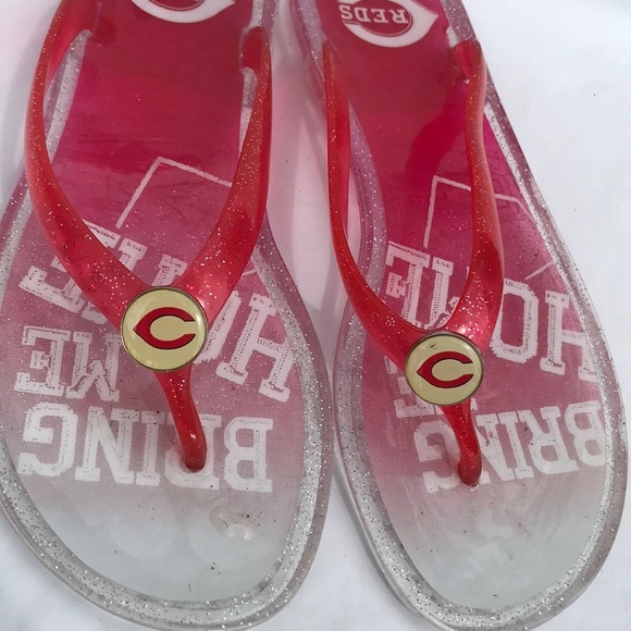 Cincinnati Reds Hard Jelly Flip-Flops Size 5/6 - Picture 2 of 6